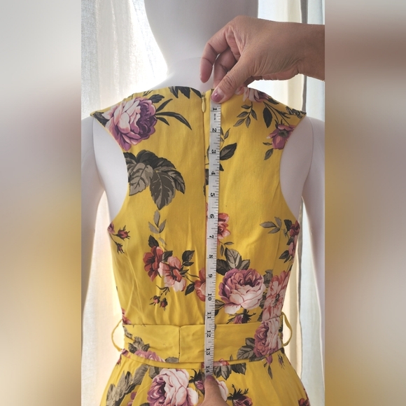 NWT Vintage Flower Yellow Midi Dress! - Picture 10 of 11